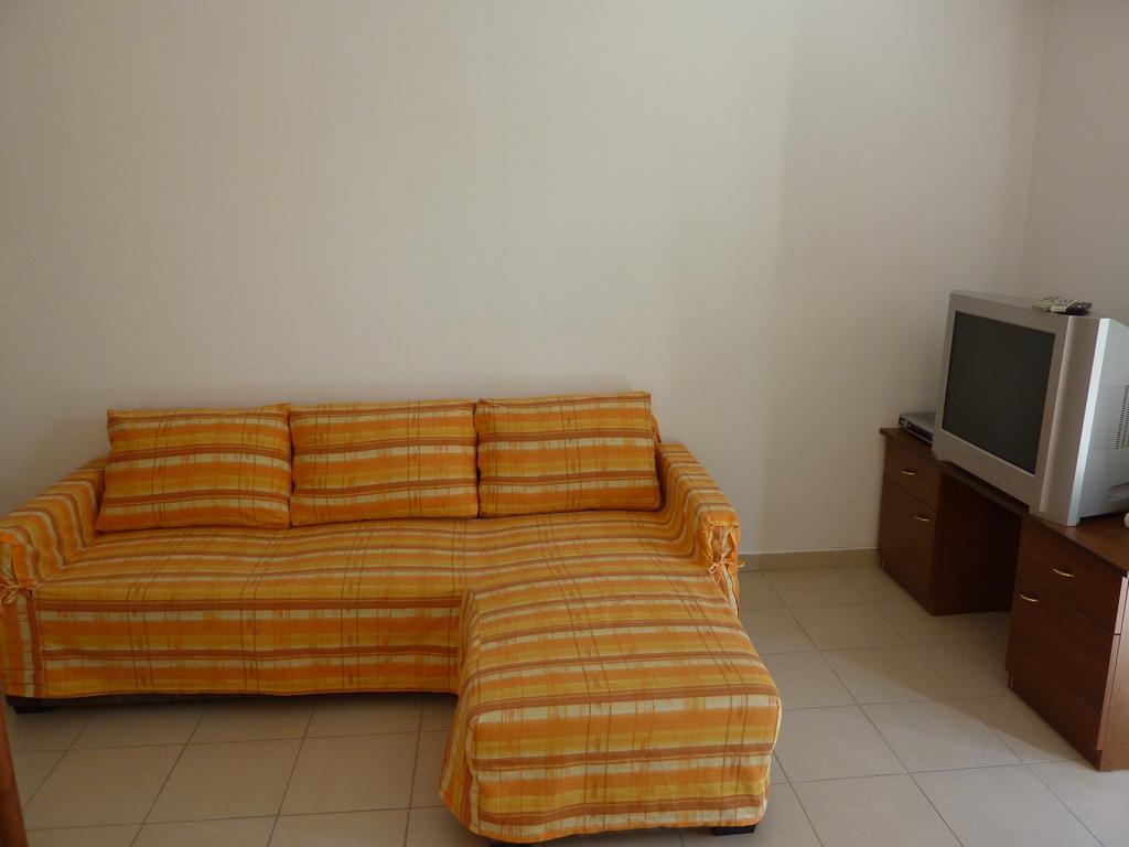 בטינה Apartment Nevena מראה חיצוני תמונה